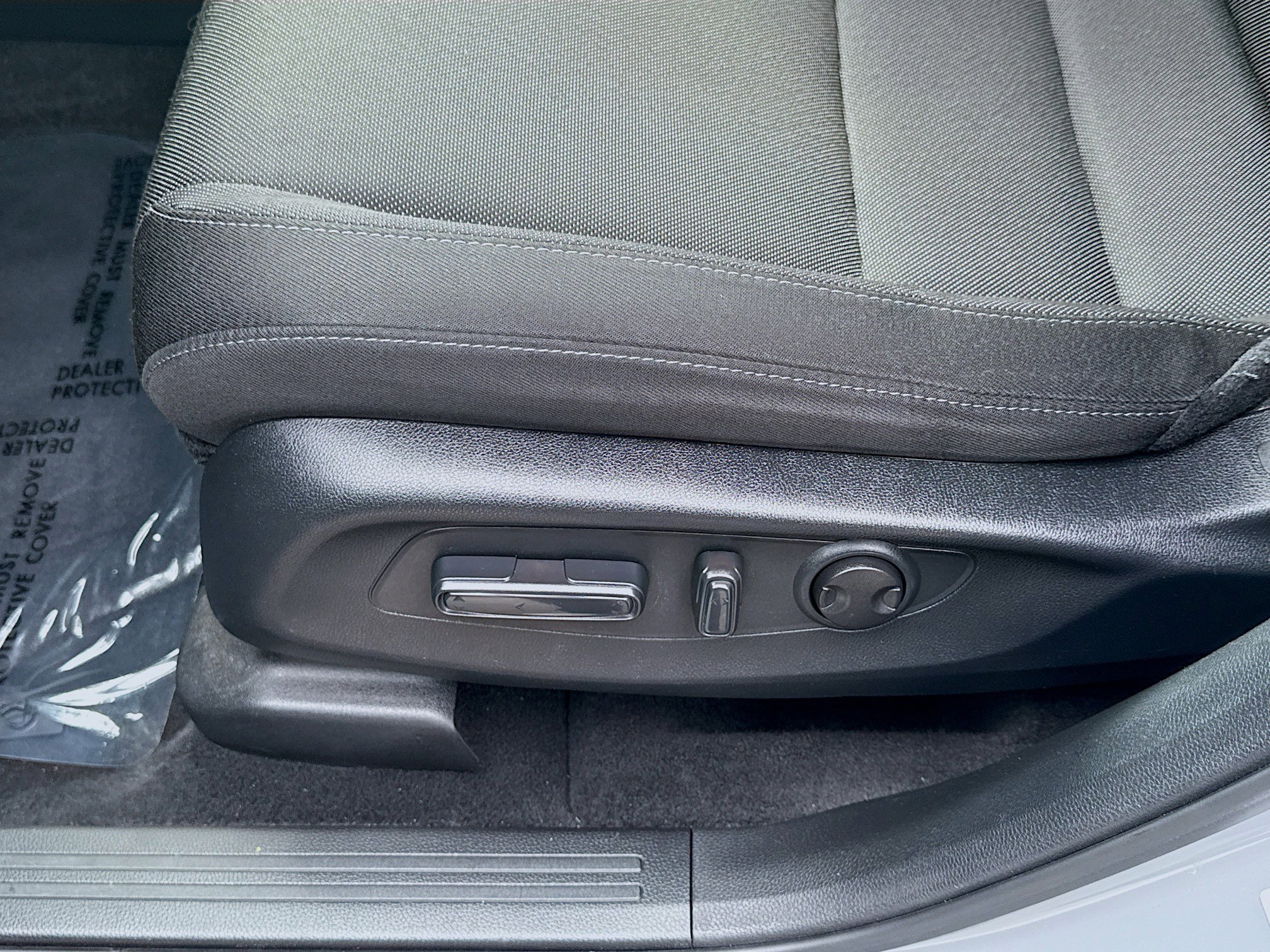2024 Honda CR-V EX - Photo 17
