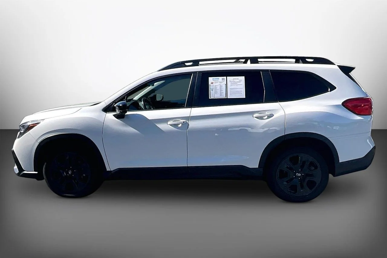 Used 2024 White Subaru Onyx Edition image 5