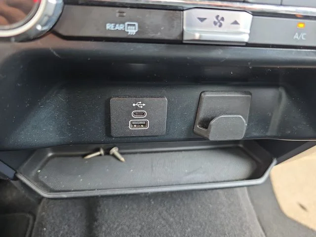 Used 2025 Black Ford XLT image 24