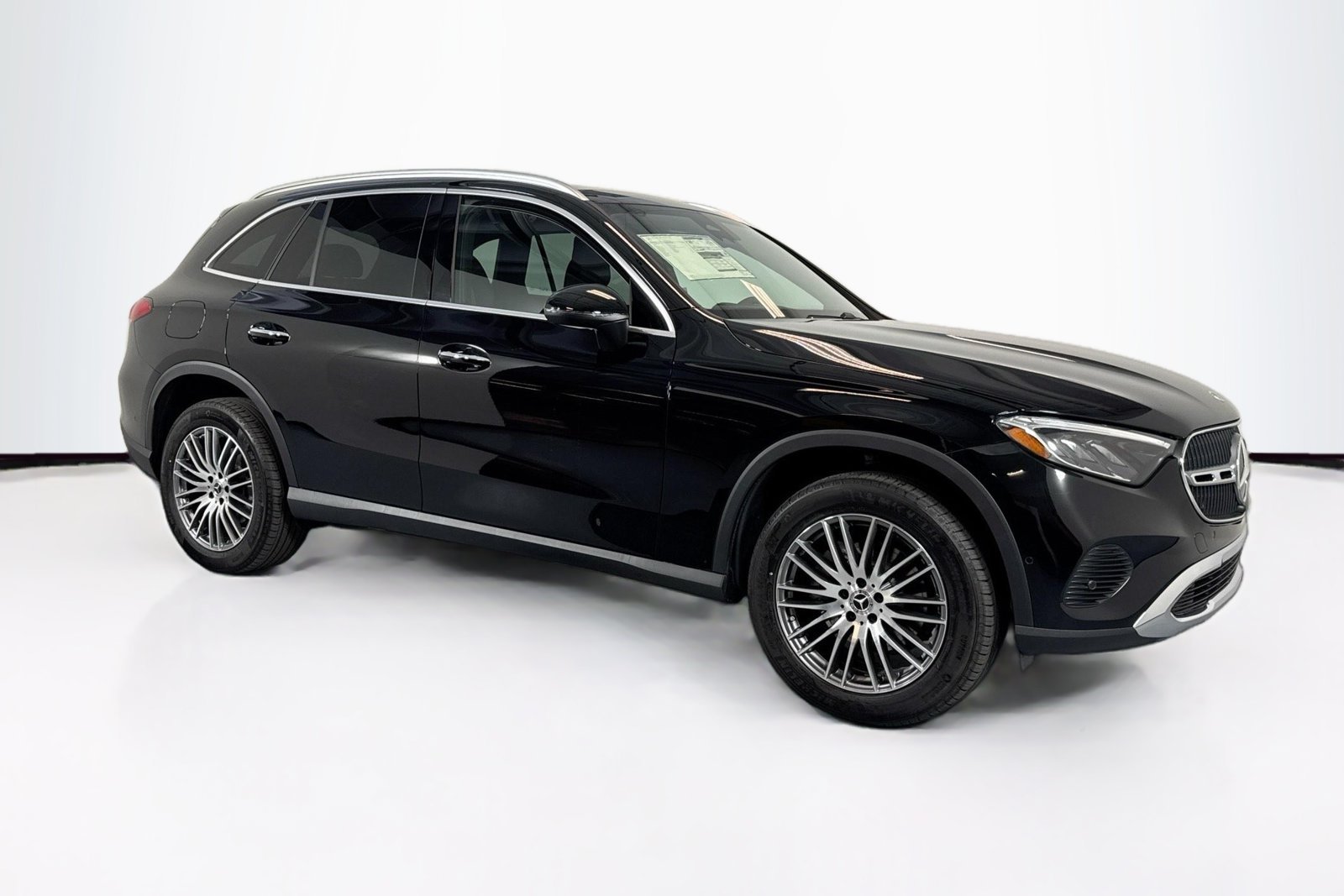 New 2026 Black Mercedes-Benz GLC 300 image 3