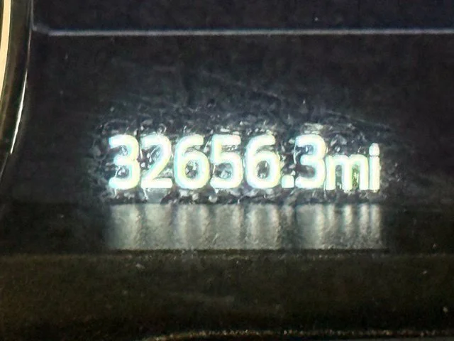 Used 2022 Silver Ford Platinum image 23