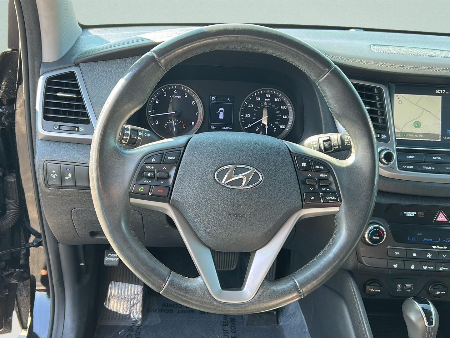 Used 2018 Black Noir Pearl Hyundai Limited image 20