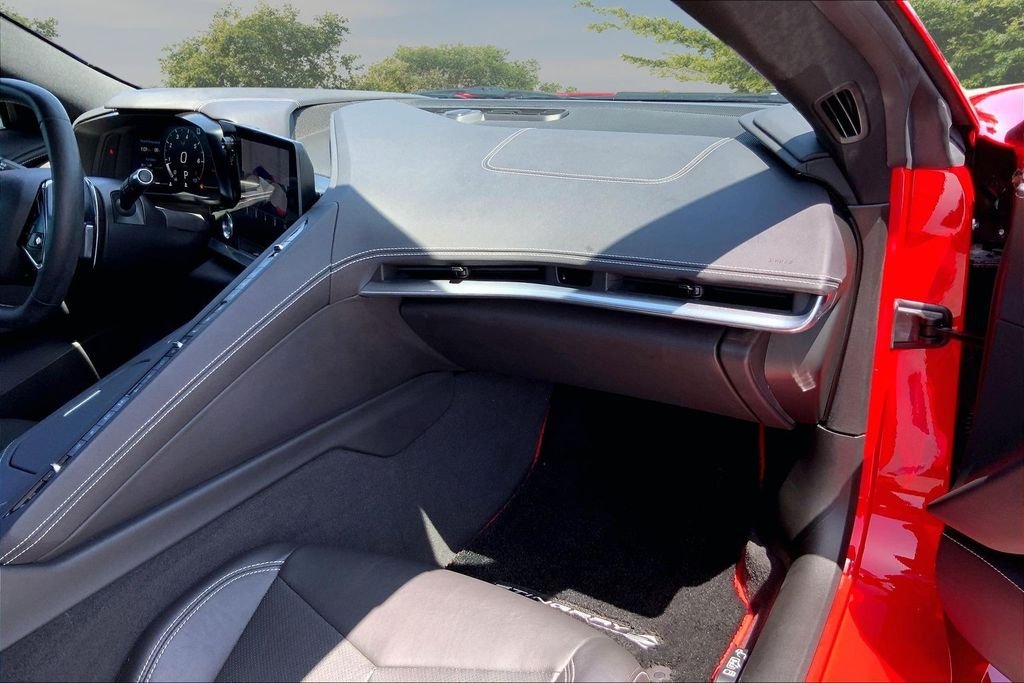 Used 2021 Red Chevrolet Stingray image 20
