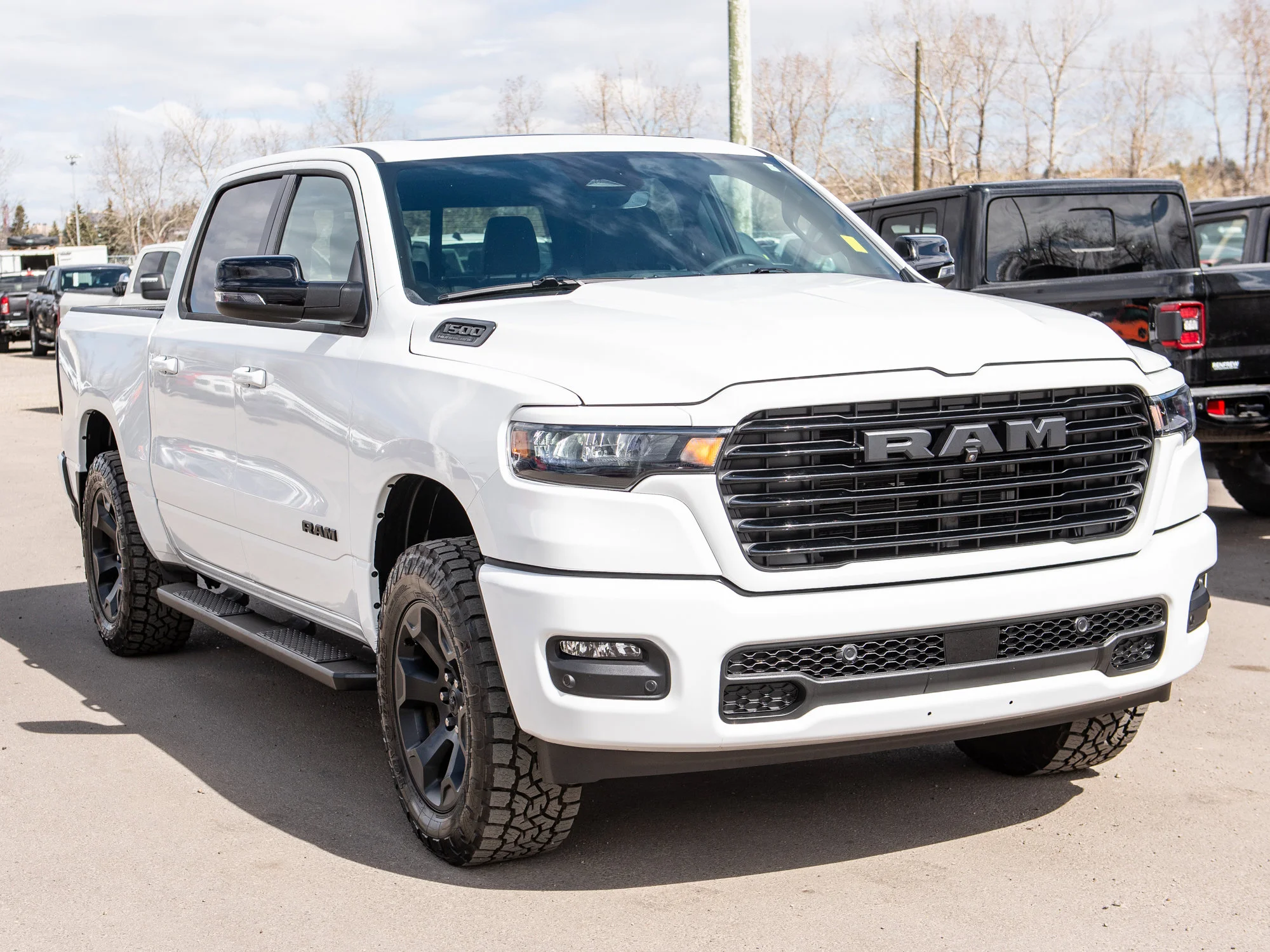Certified Used 2026 White RAM Sport * Twin-Turbo | Panoramic Sunroof | Apple CarPlay | Lift Kit | Bedliner | 360 Camera | Nav image 8