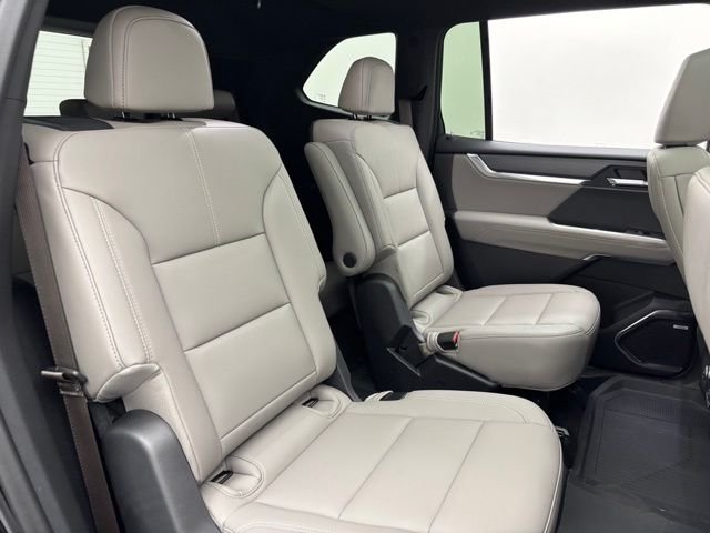 New 2026 Ebony Twilight Metallic GMC Elevation image 40