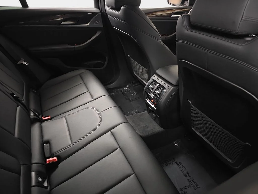 Used 2019 Silver BMW xDrive30i image 13