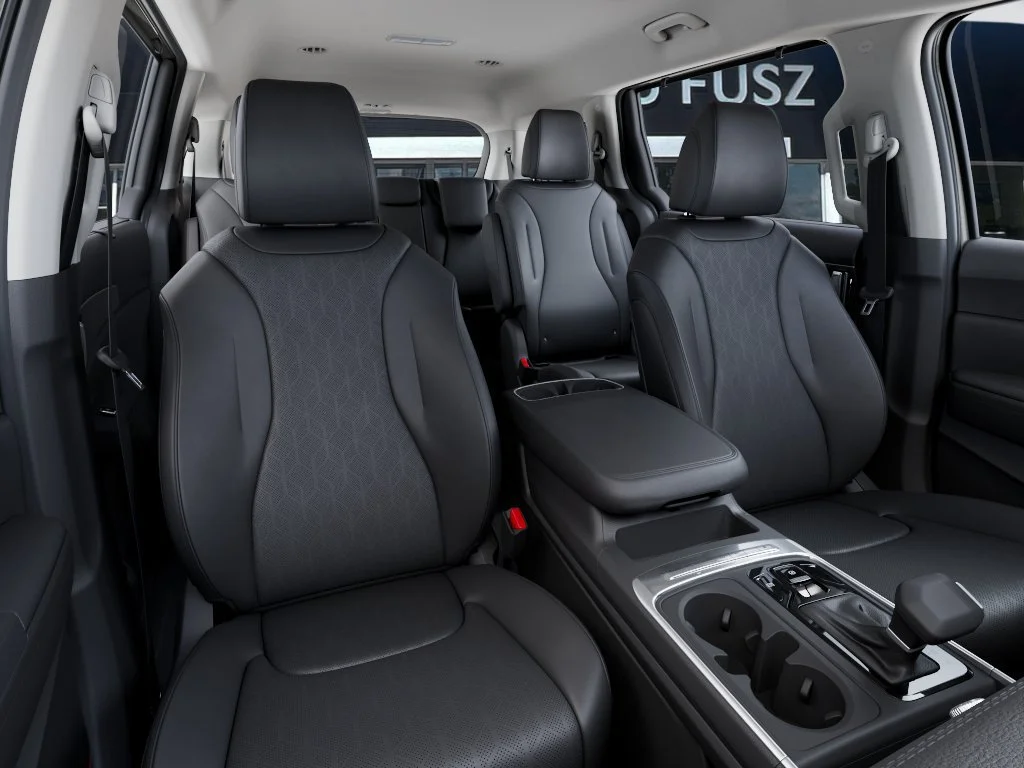 New 2027 Ivory Silver Kia EX image 15