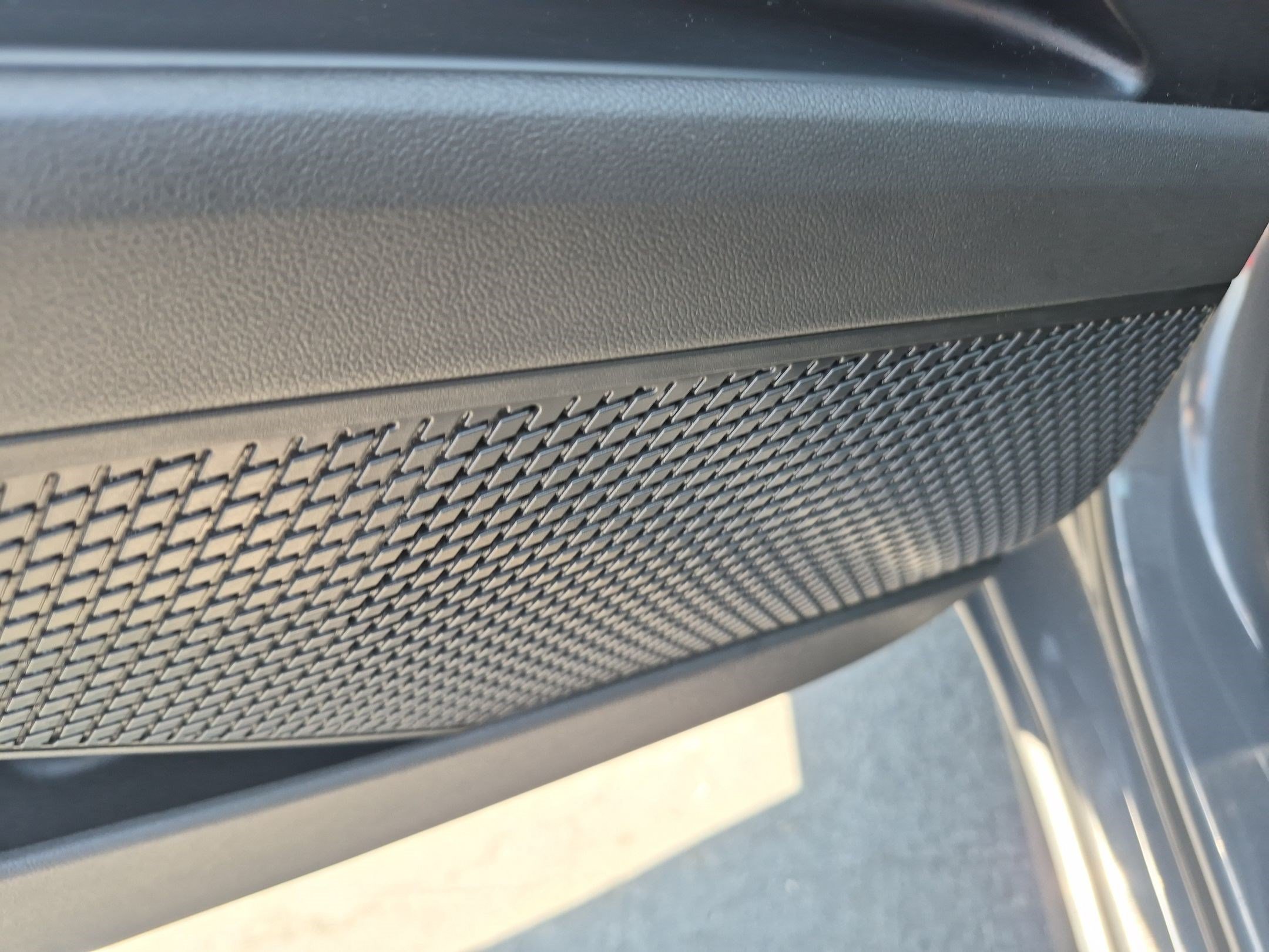 2025 Hyundai Elantra SEL - Photo 13