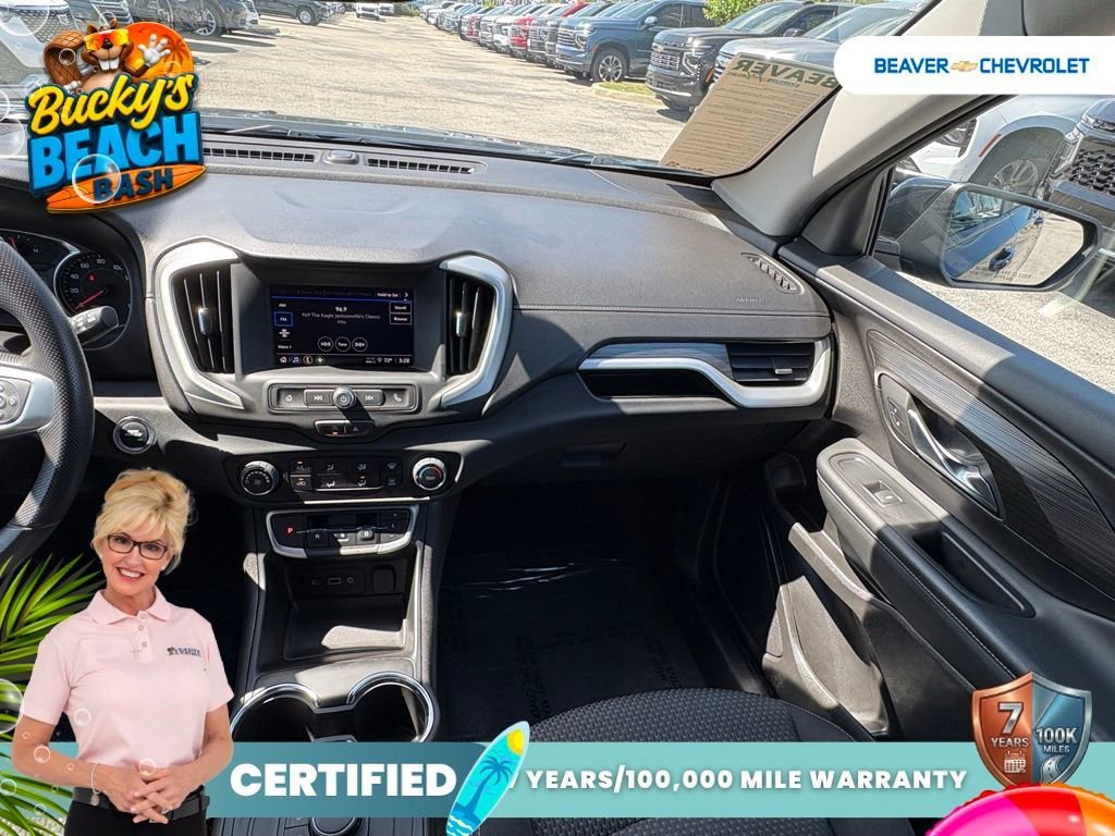 Used 2024 Ebony Twilight Metallic GMC SLE image 17
