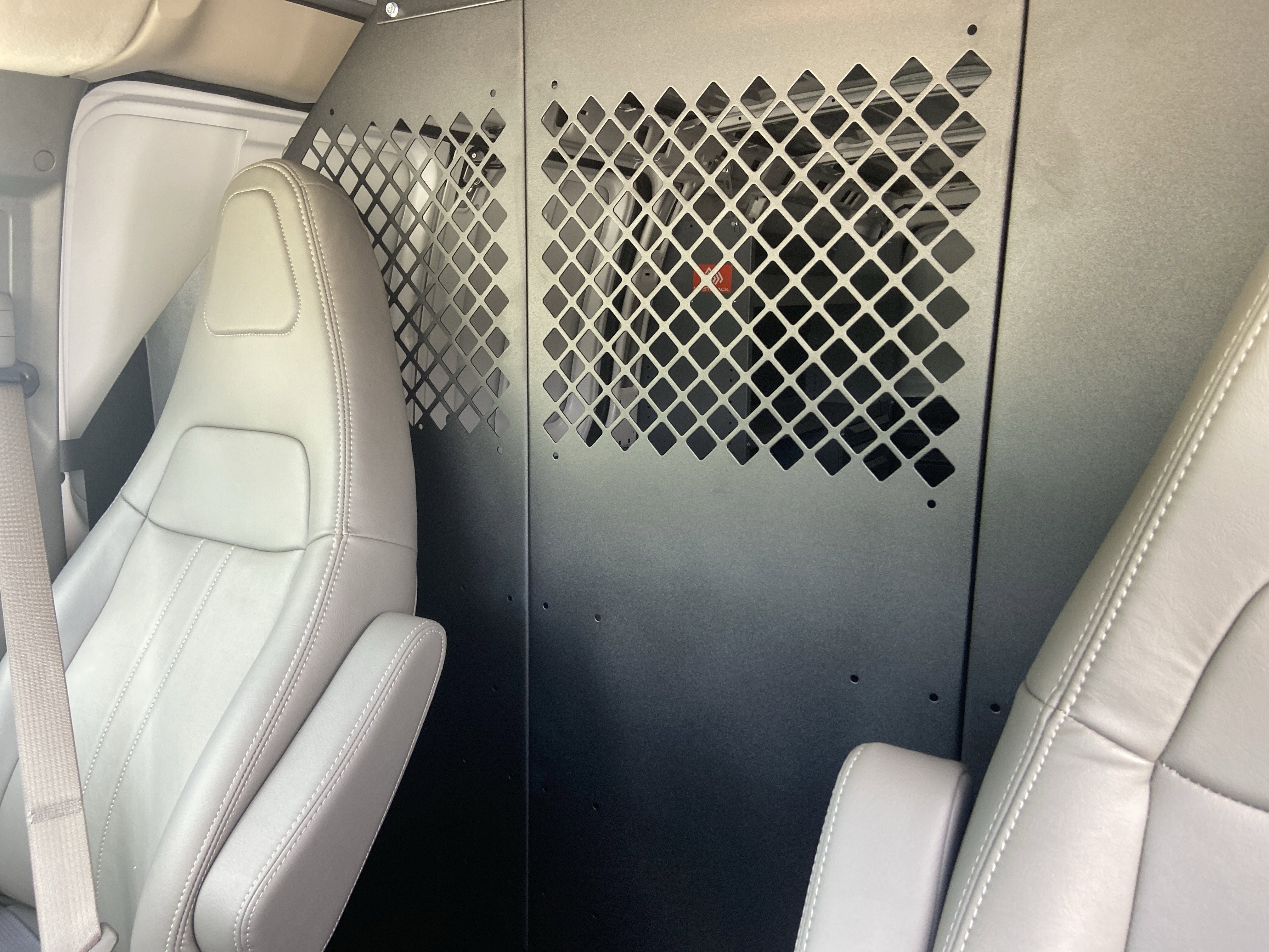 2025 Chevrolet Express Cargo Work Van - Photo 14