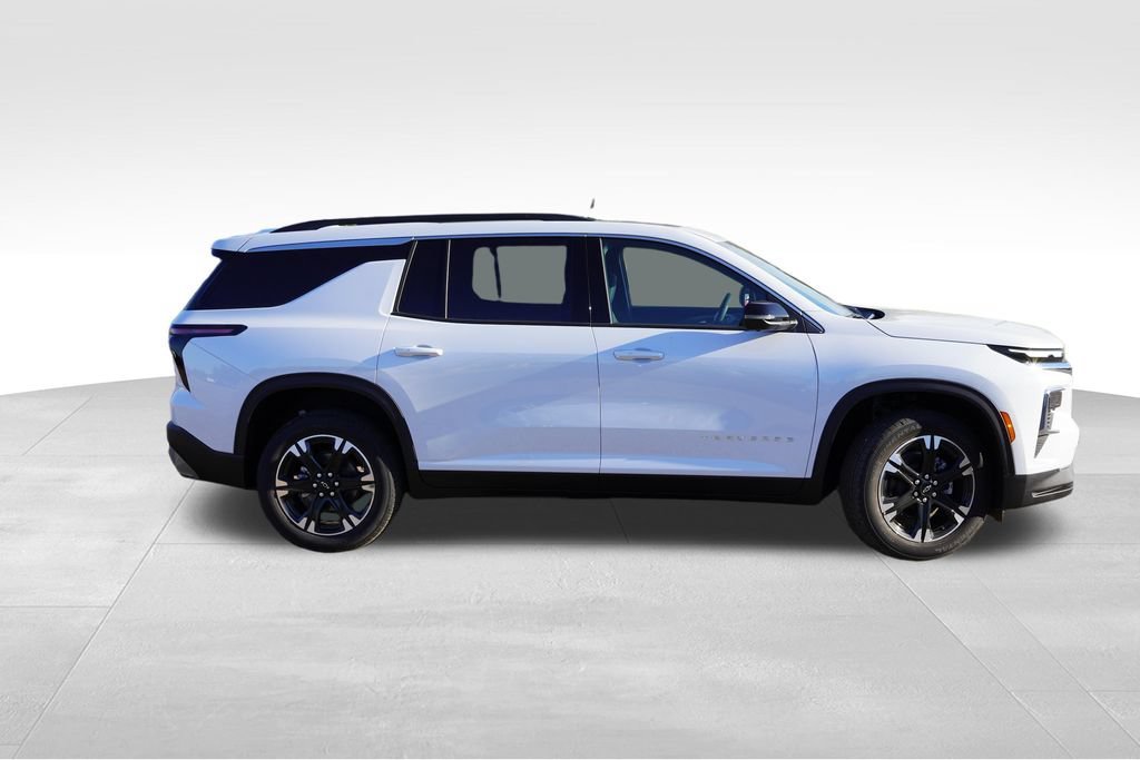 New 2027 Polar White Tricoat Chevrolet LT image 2