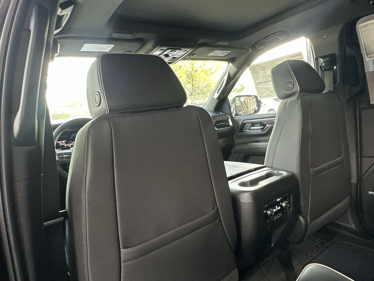 2026 GMC Yukon XL Elevation - Photo 23