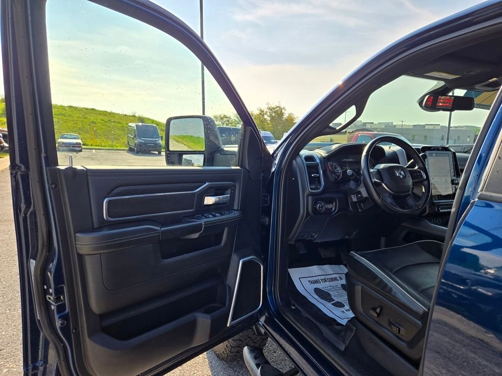 Used 2024 Blue Ram Laramie image 14