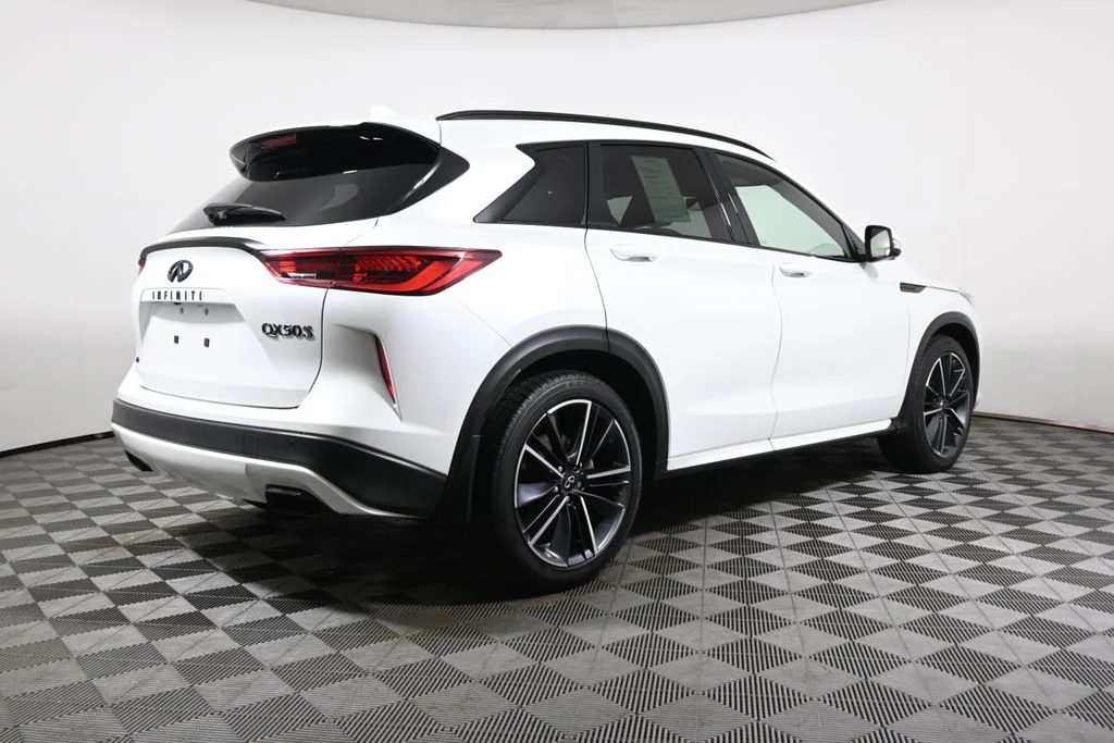 Certified Used 2023 White INFINITI SPORT image 7