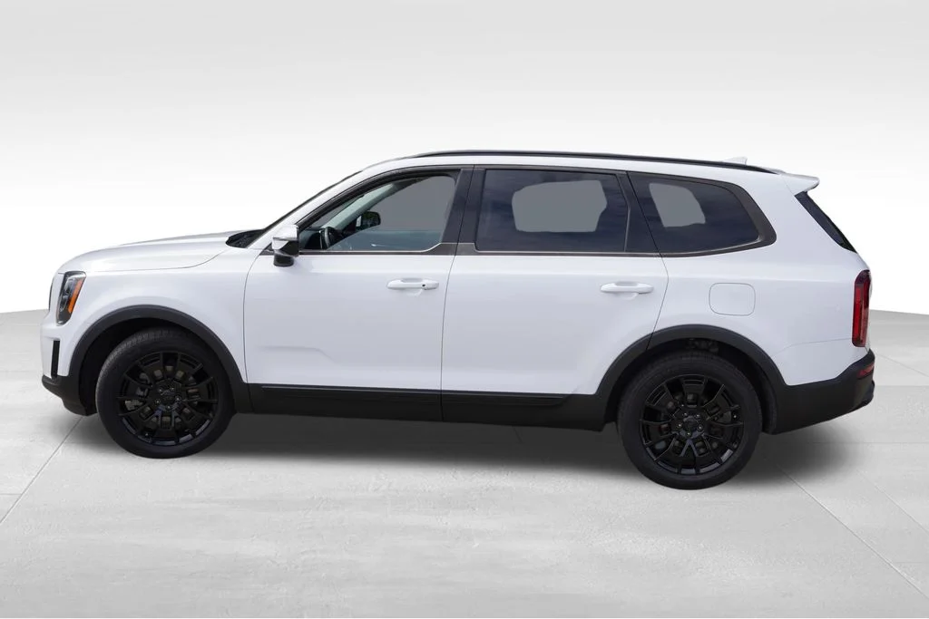 Used 2021 Glacial White Pearl Kia SX image 9