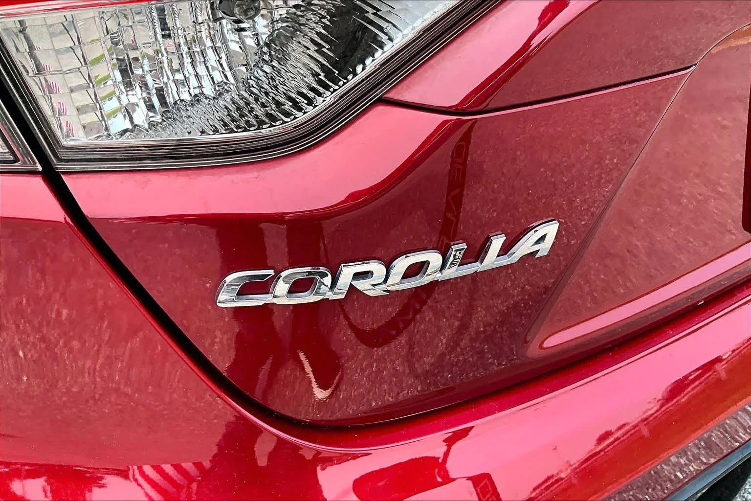 Used 2024 Ruby Flare Pearl Toyota Hybrid SE image 31