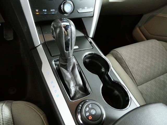 Used 2015 White Ford XLT image 21