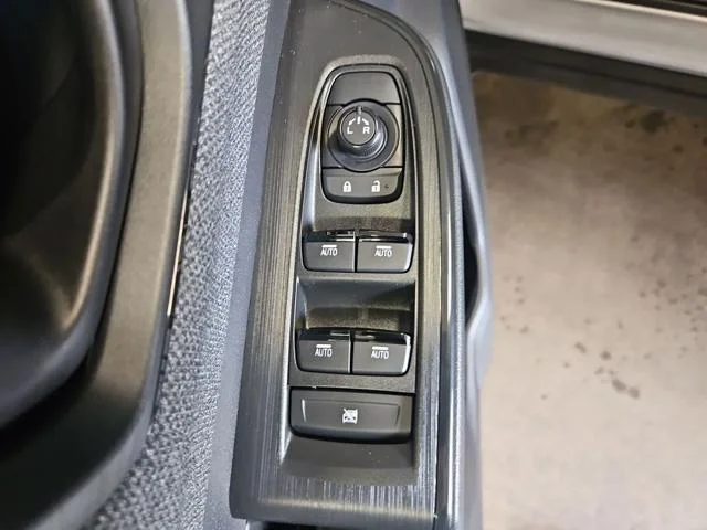 New 2026 ICE SILVER METALLIC Subaru Premium image 23
