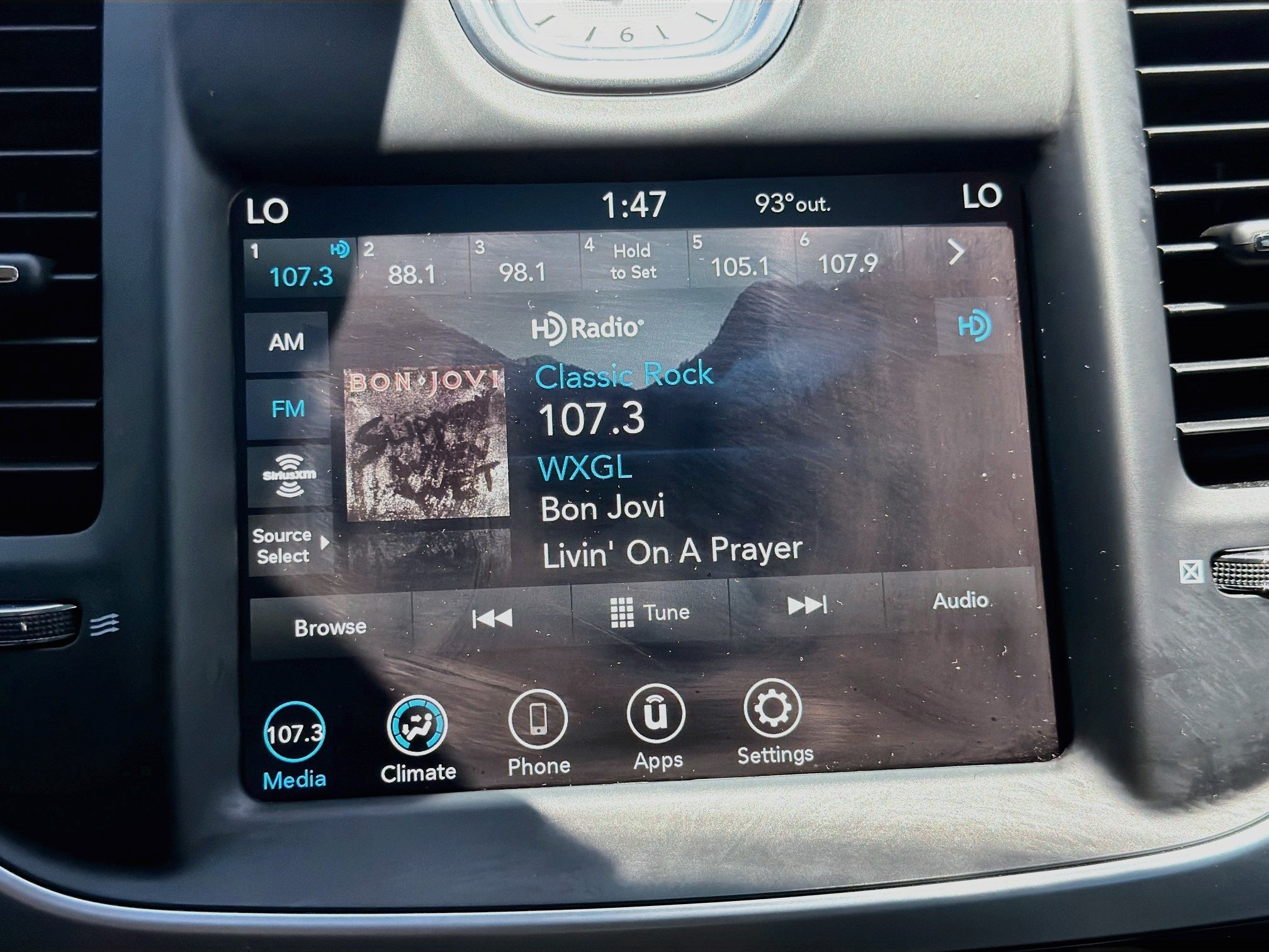 Used 2023 Gloss Black Chrysler Touring image 27