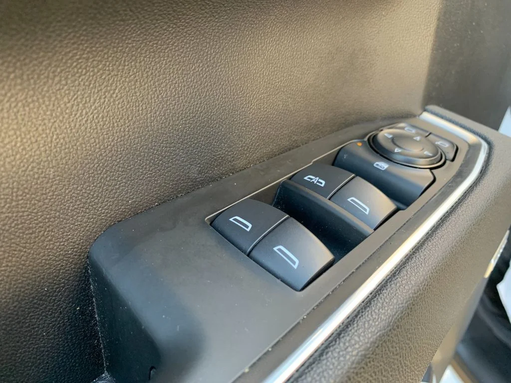 Used 2025 White Chevrolet LT Trail Boss image 13
