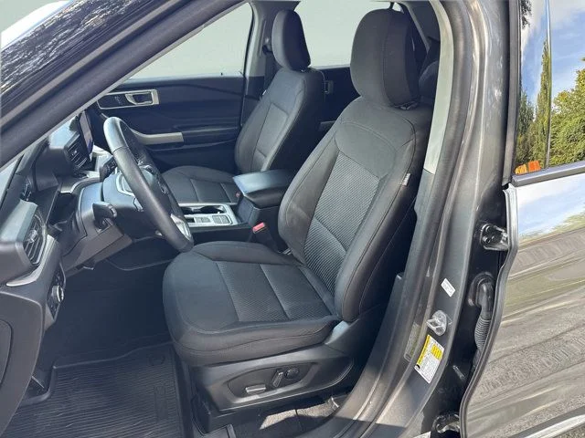 Used 2023 Gray Ford XLT image 24