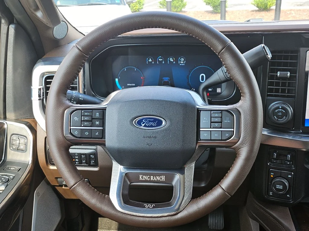 New 2026 Star White Metallic Tri-Coat Ford F-250® King Ranch® image 7