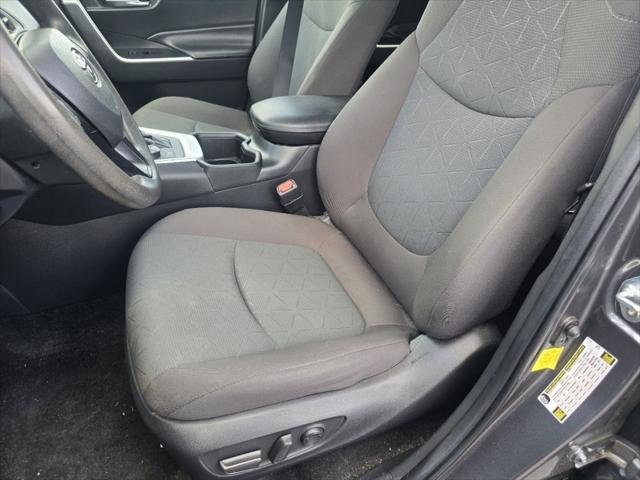 Certified Used 2023 MAGNETIC GRAY MET. Toyota  image 23