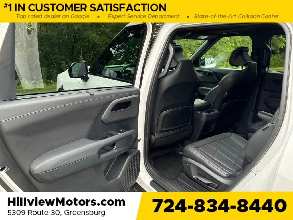 Used 2027 White Pearl Kia X-Line EX image 16