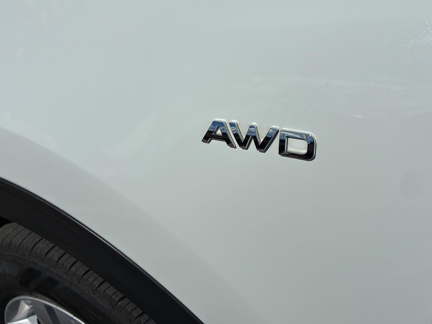 Used 2019 Clear White Kia LX image 11