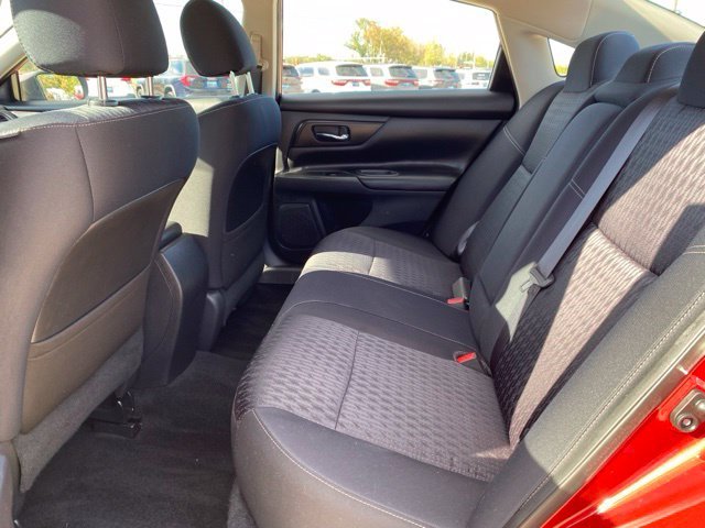 Used 2017 Red Nissan 2.5 S image 12