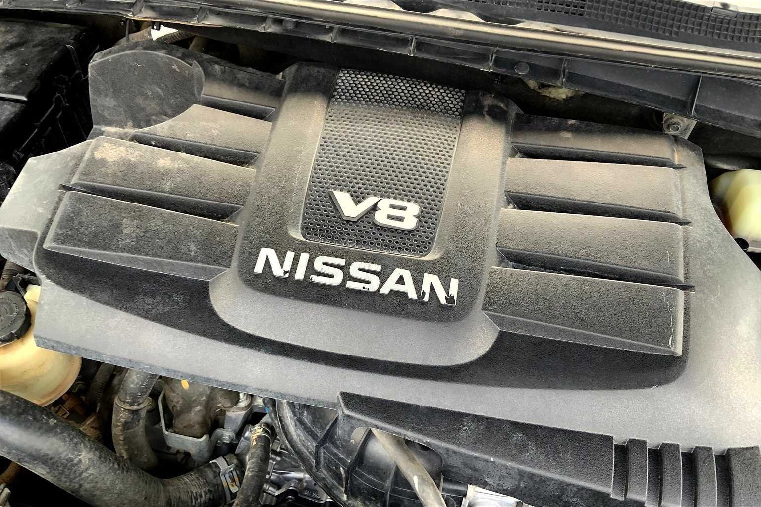 Used 2019 Magnetic Black Metallic Nissan Platinum Reserve image 31