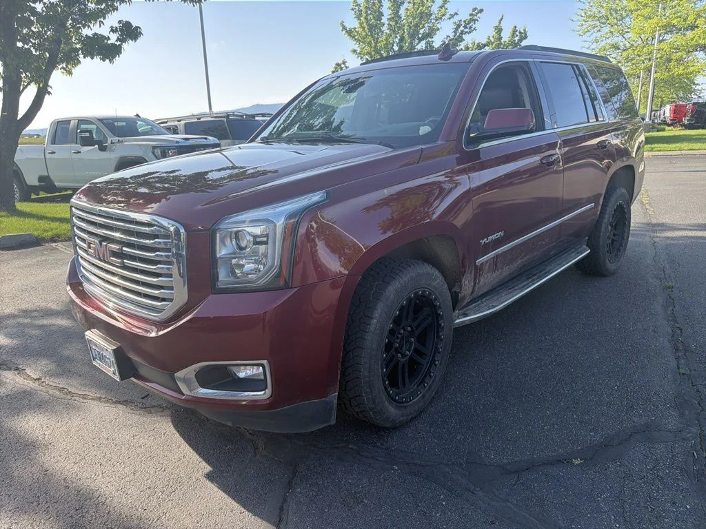 Used 2018 Red GMC SLT image 2