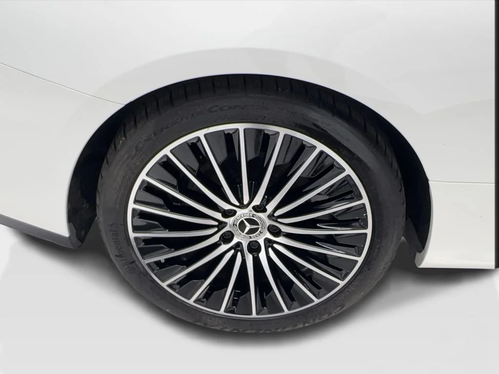 Used 2025 White Mercedes-Benz CLE 300 image 16