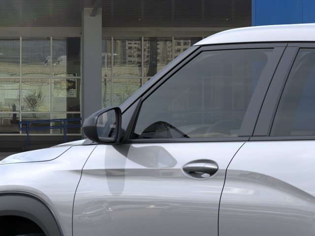 2026 Chevrolet Trailblazer photo 12 of 32