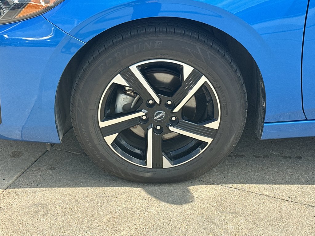 Used 2024 Electric Blue Metallic Nissan SV image 7