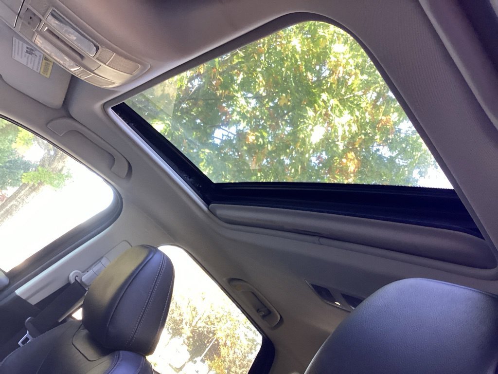 Used 2018 Blue Mazda Grand Touring image 4