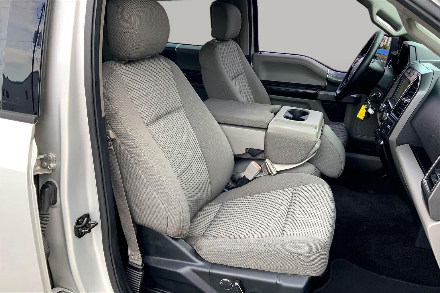Used 2018 Ingot Silver Metallic Ford XLT image 8