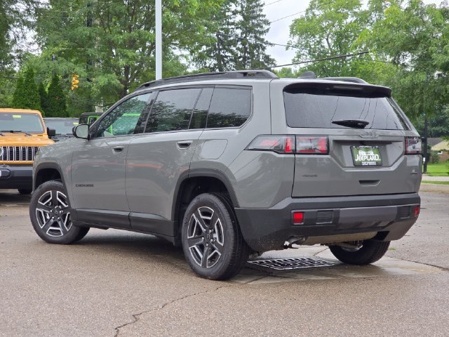 New 2026 Sting-Gray Clear-Coat Exterior Paint Jeep Laredo image 25