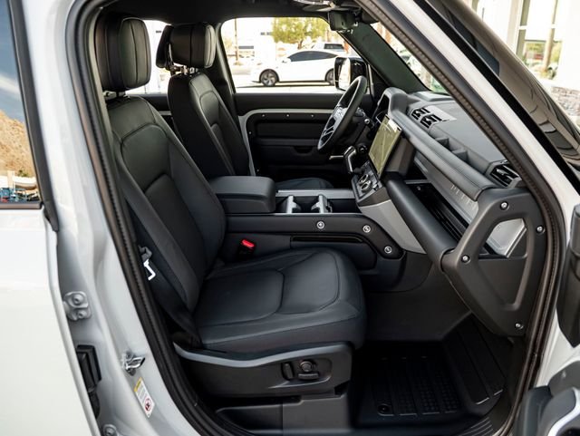 New 2026 Borasco Grey Land Rover X image 33