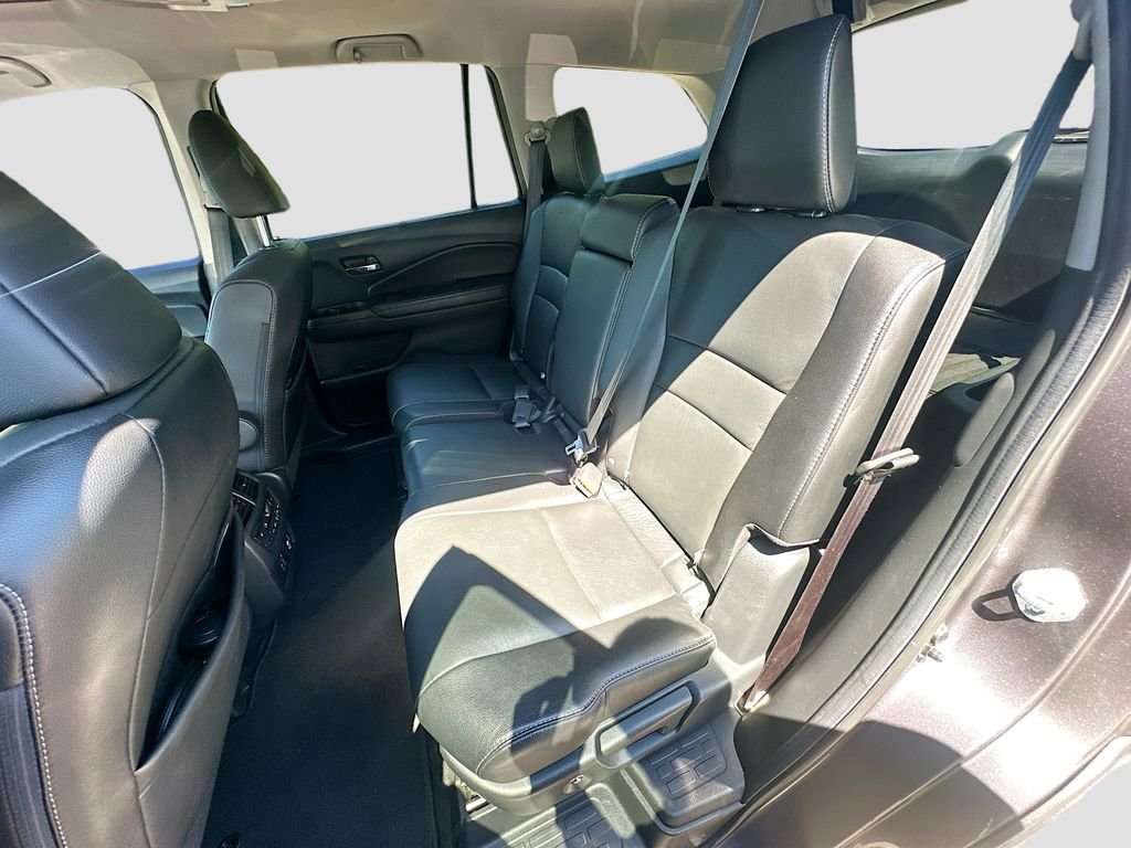 Used 2021 Gray Honda Touring 8-Passenger image 26