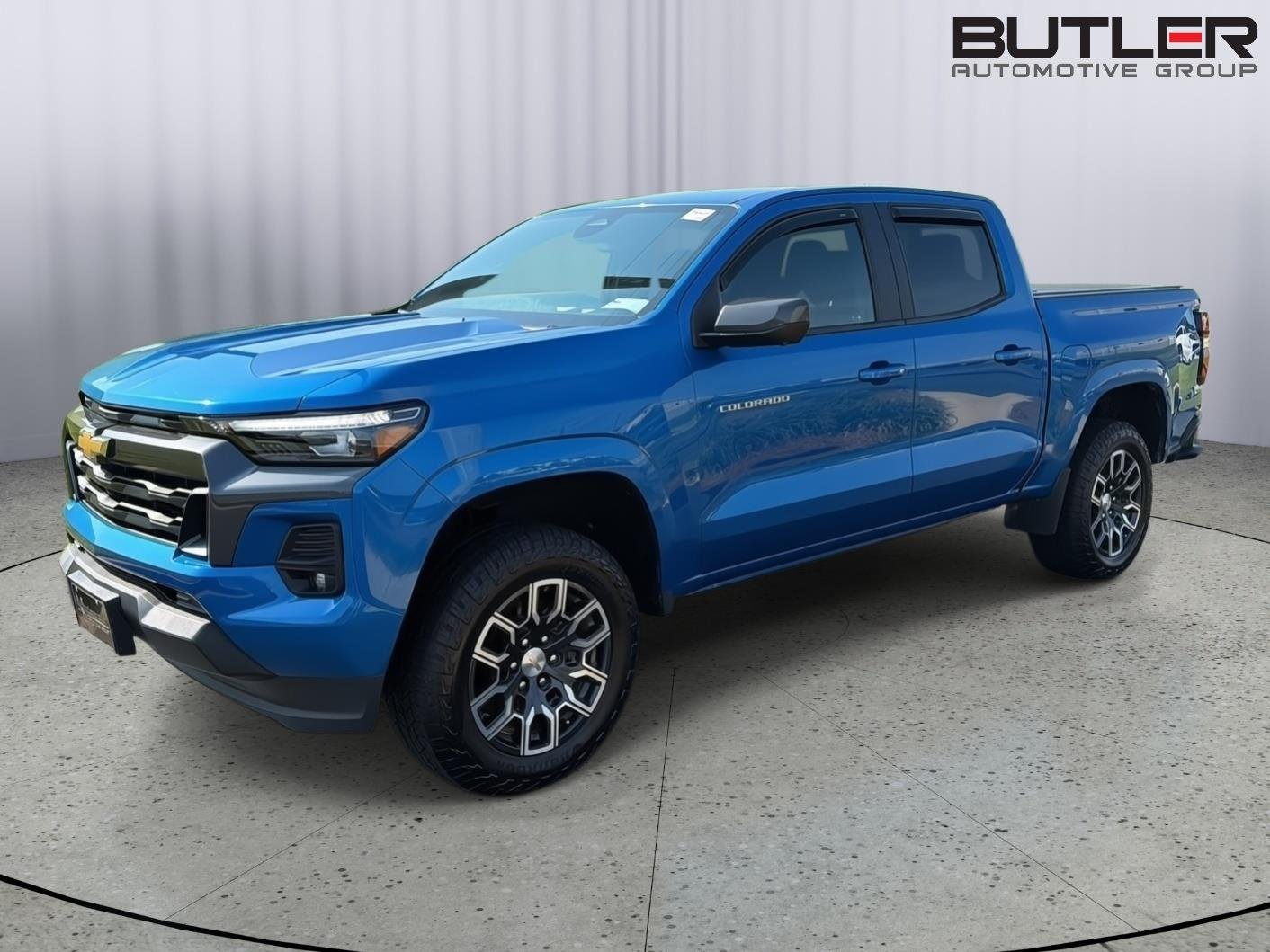 Used 2023 Glacier Blue Metallic Chevrolet 2WD LT image 2