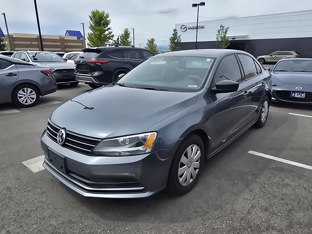 Used 2015 Platinum Gray Metallic Volkswagen 2.0L S image 1