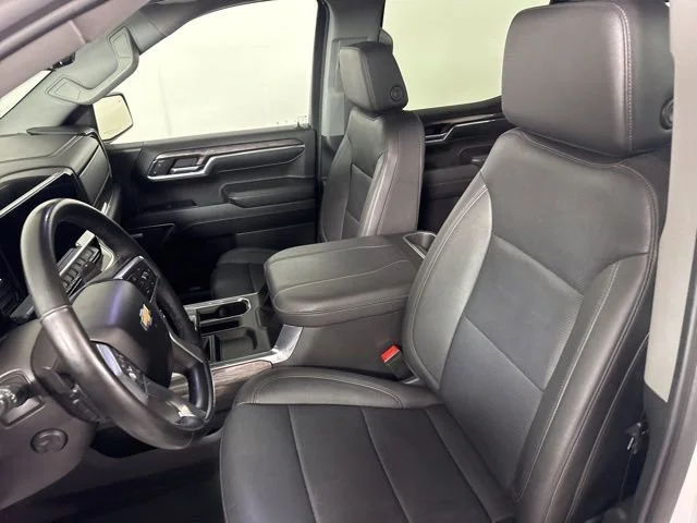 Used 2024 Iridescent Pearl Tricoat Chevrolet LTZ image 25