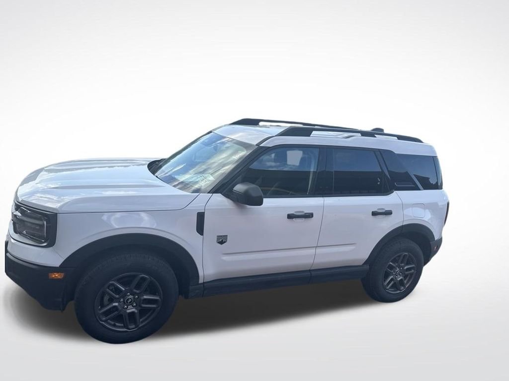 Certified Used 2025 Oxford White Ford Big Bend image 2