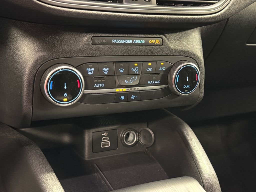 Used 2025 Black Ford Active image 34