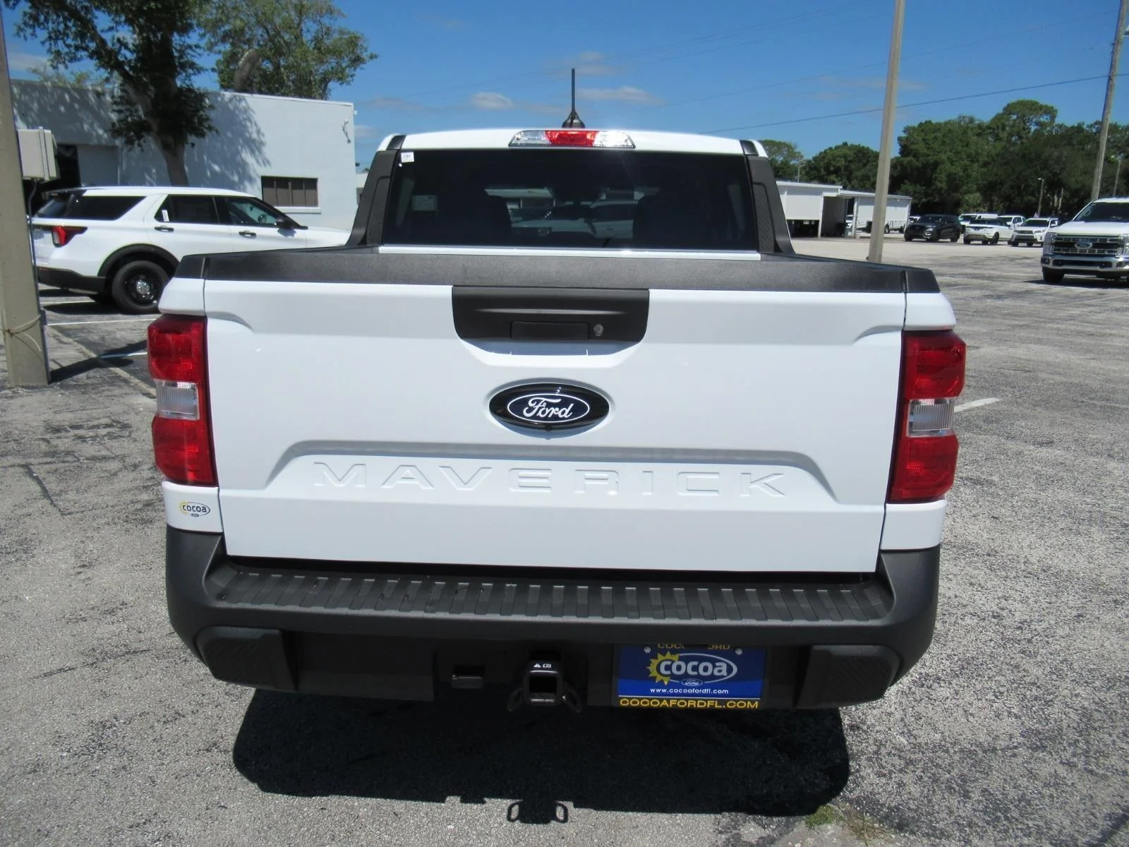 New 2026 Oxford White Ford XLT image 6