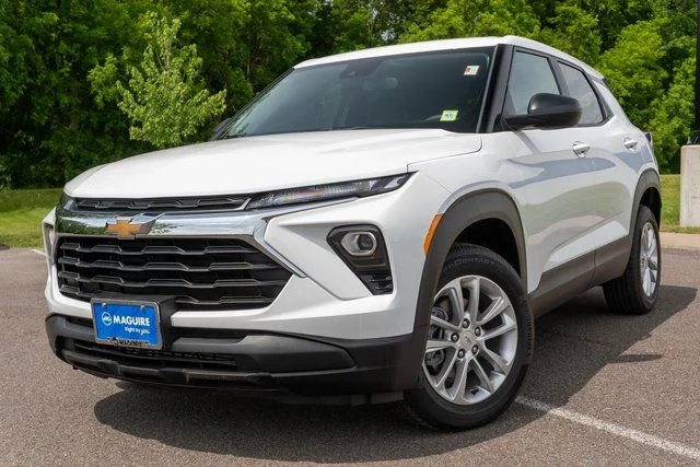 Used 2026 White Chevrolet LS image 1