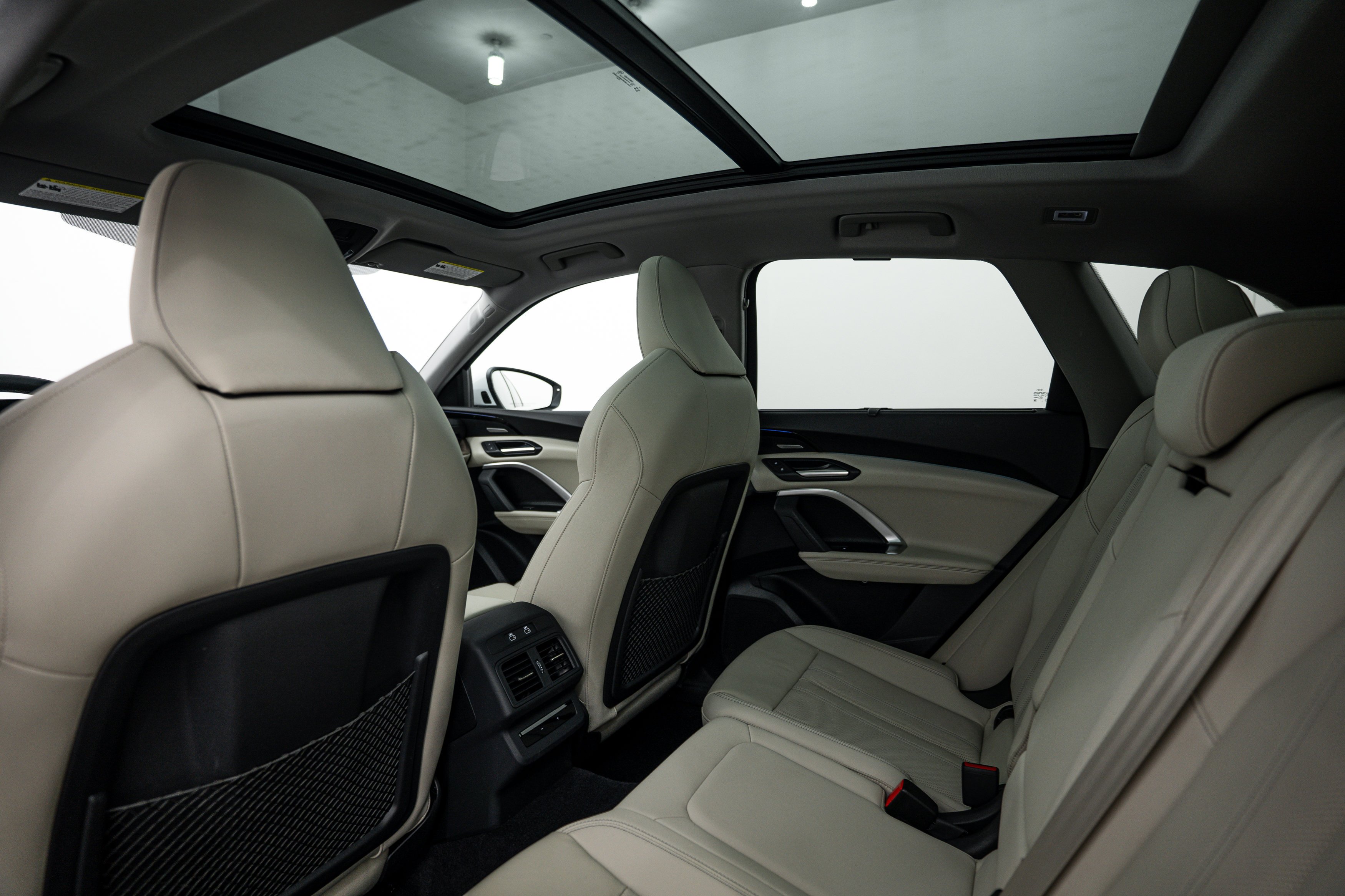 Used 2025 Glacier White Metallic Audi Premium Plus image 19