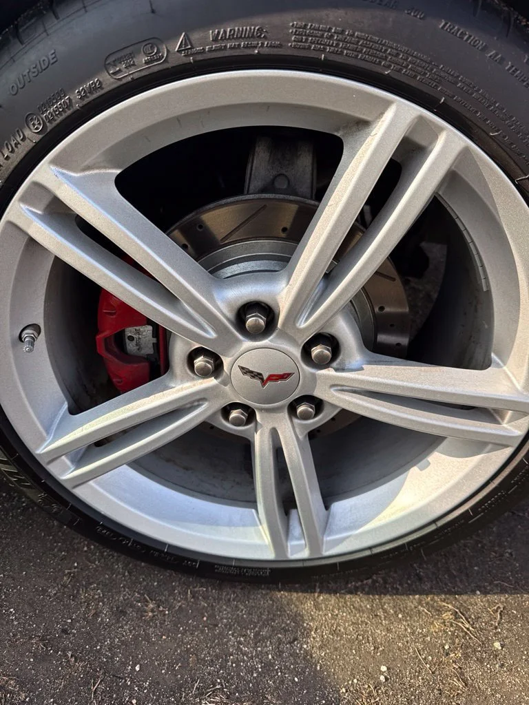 Used 2010 ARCTIC WHITE Chevrolet w/2LT image 10