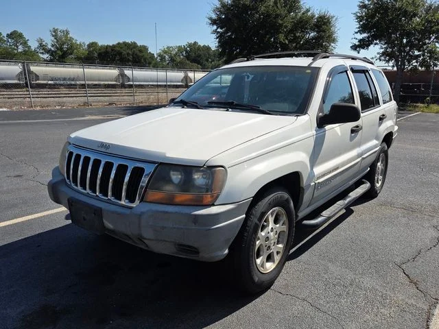 Used 1999 White Jeep Laredo image 5
